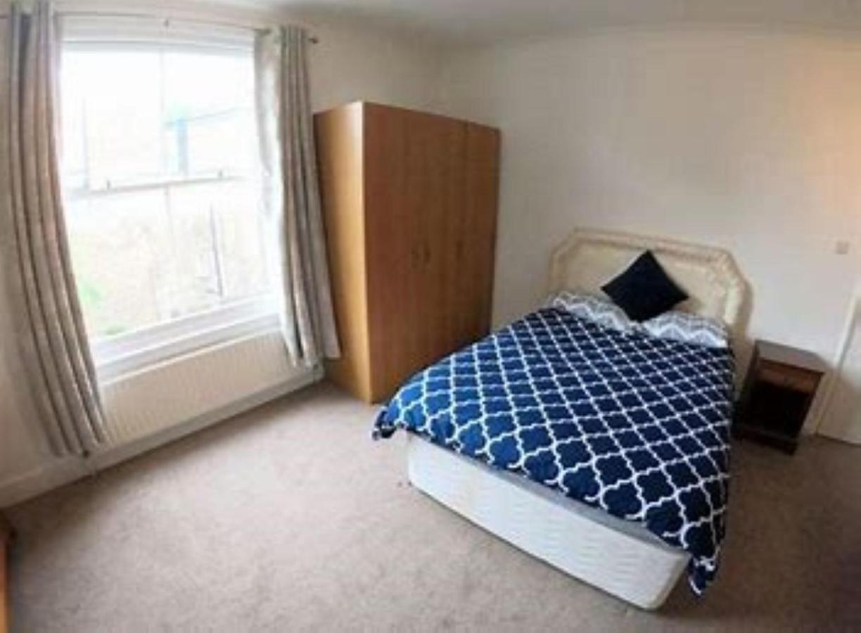 Hemel Short Stay Хемел Хемпстед Екстериор снимка